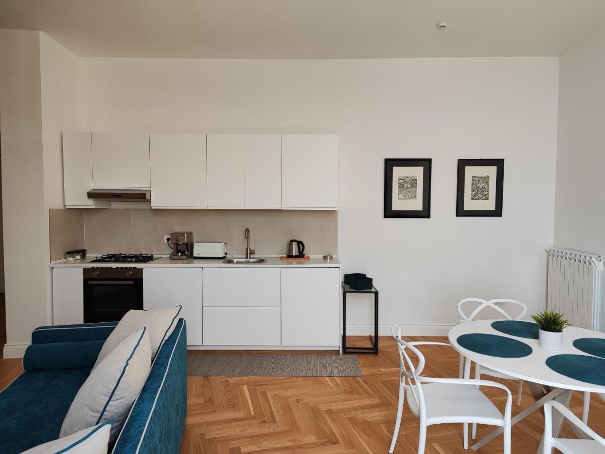 Santa Lucia Luxury Apartment Naples Luaran gambar