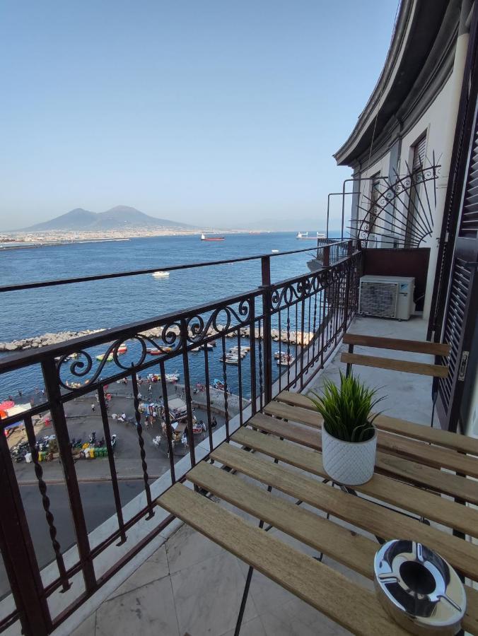 Santa Lucia Luxury Apartment Naples Luaran gambar