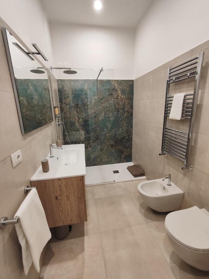 Santa Lucia Luxury Apartment Naples Luaran gambar
