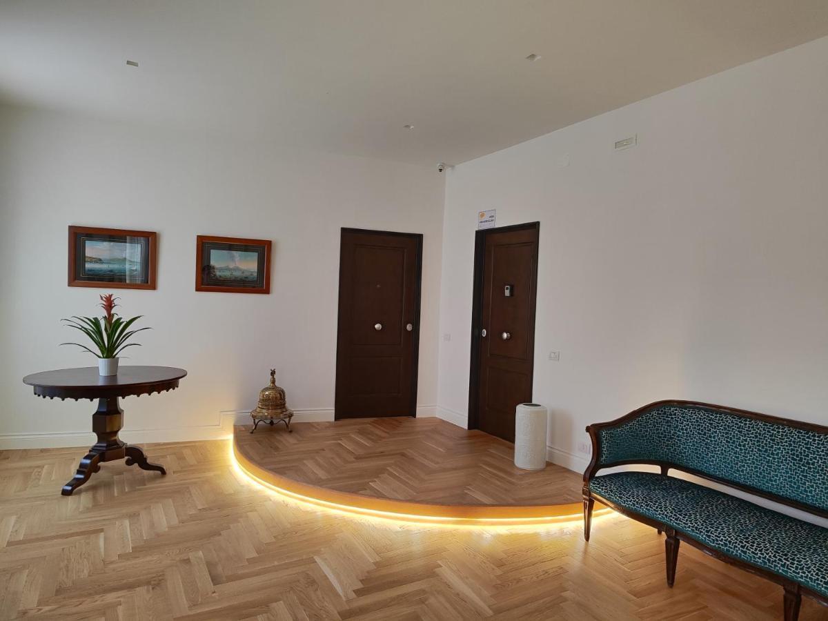 Santa Lucia Luxury Apartment Naples Luaran gambar